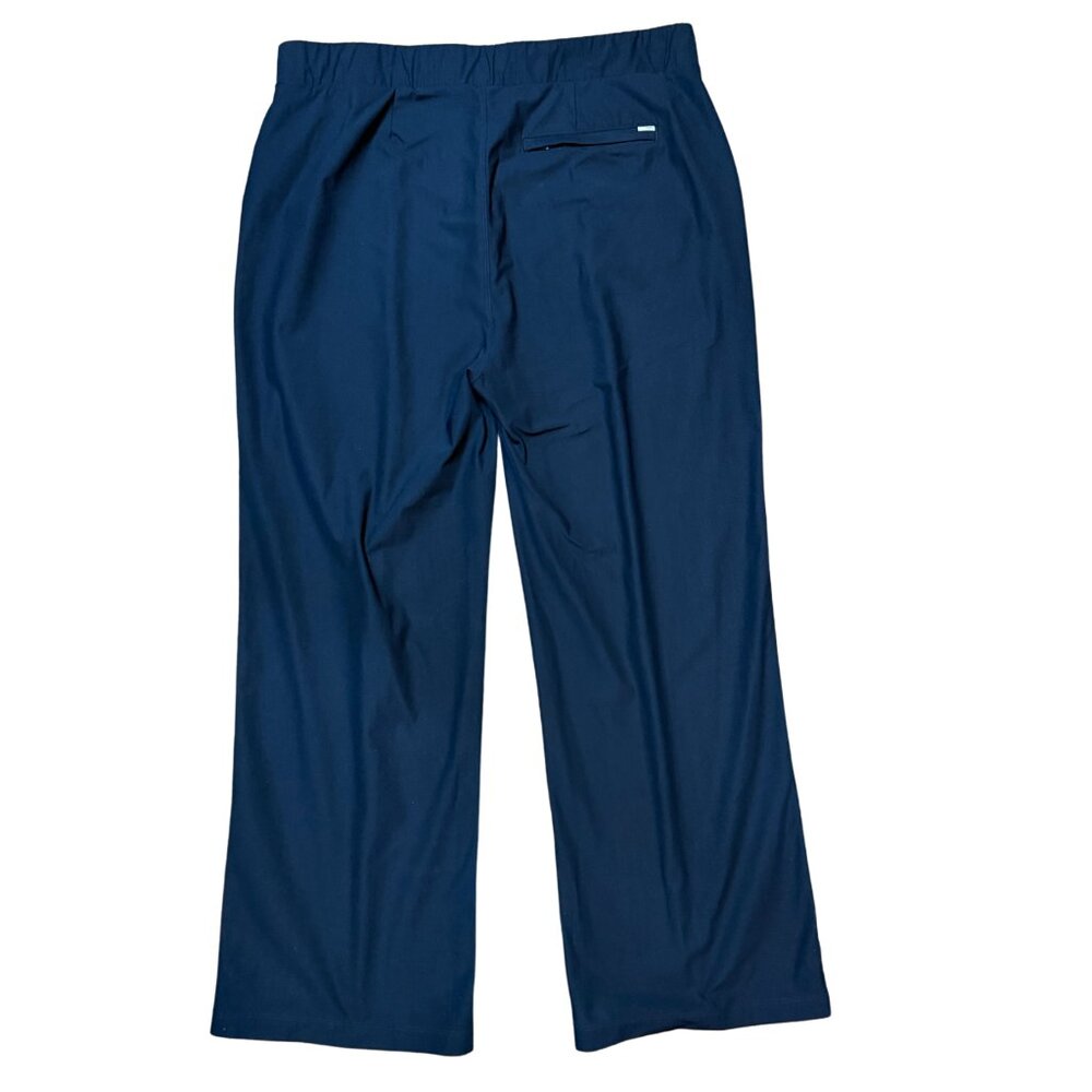 Vuori Women's Wide Leg Pants in Black - Picture 5 of 9
